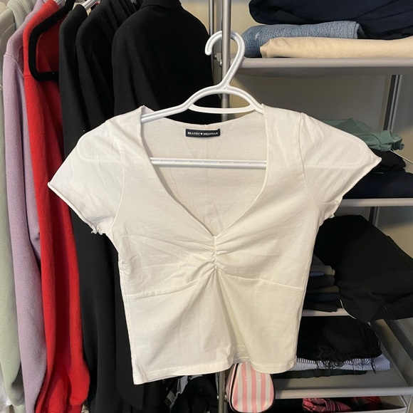 Brandy Melville White Tee - Picture 3 of 3